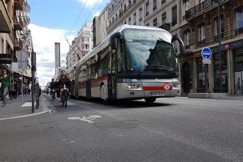 Lyon Blocage du dépôt TCL de la Soie des lignes de bus impactées ce