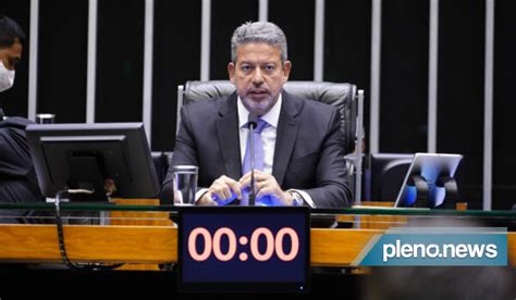 Lira discute deputado do PSOL e fala em expulsá lo do Plenário