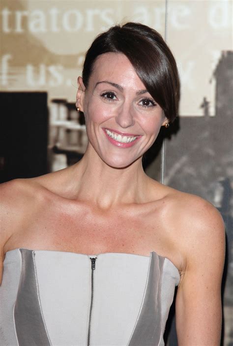 SURANNE JONES at Specsavers Crime Thriller Awards in London – HawtCelebs