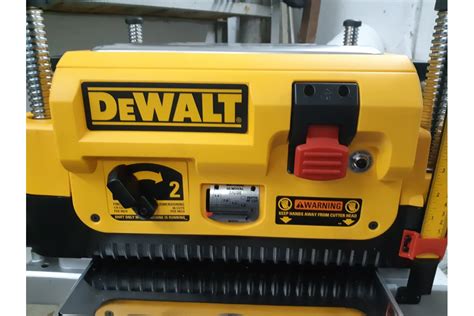 Рейсмусный станок DEWALT 1800 Вт, макс. ширина 330 мм DW735-KS ...