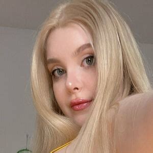 Gina Gerson Nude Photo