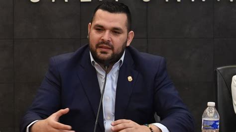 Adalberto González a la Oficialía Mayor del estado