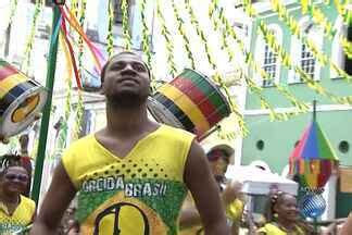 Bahia Meio Dia Salvador Olodum Anima Festa De Torcedores No