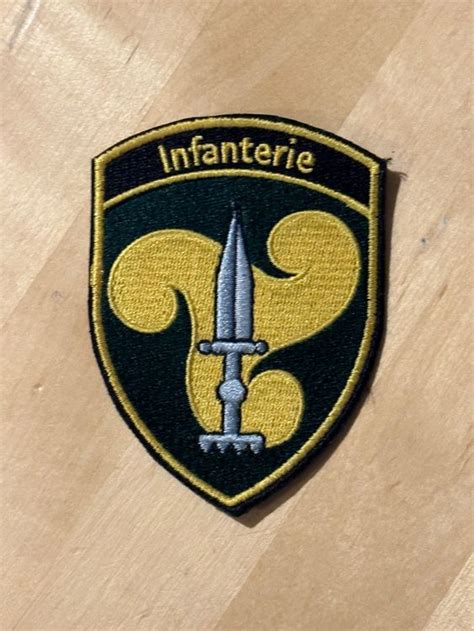 Badge Militar Arm E Xxi Infanterie Tenue A Kaufen Auf Ricardo