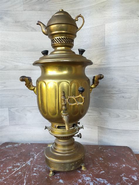 Proantic Grand Samovar Fontaine A Th En Laiton Xix Me