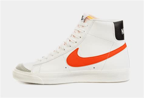 Nike Blazer Mid 77 Vintage Mens Lifestyle Shoes White Orange Bq6806