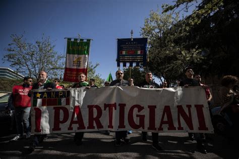 Aprile Il Corteo Dell Anpi A Roma Uno Dei Pi Grandi Degli Ultimi