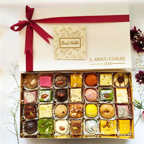 Baat Pakki Pcs Assorted Mithai Box Mithai Boxes Mithai Wedding