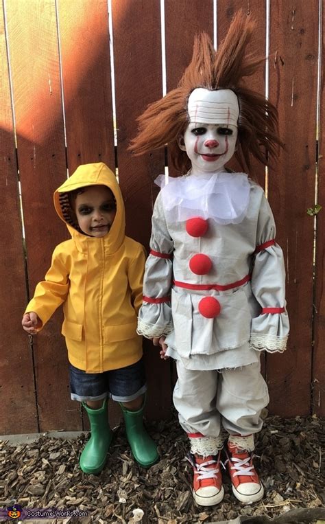 Pennywise And Georgie Costume Easy Diy Costumes