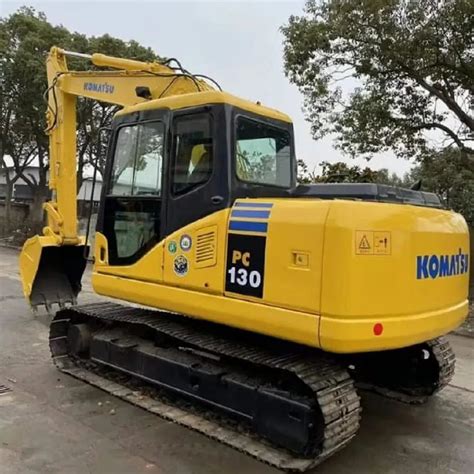 20000 Kg 140 HP L T Komatsu PC 130 Excavator Rental Maximum Bucket