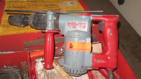 Hilti Te 17 Electric Rotary Hammer Model 903167c3 Powers On See Video