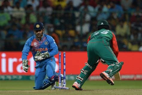 Dhoni Shows He’s The Best Finisher, Even When He’s Not Batting