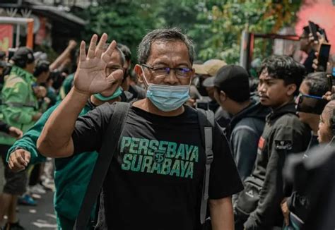 Piala Presiden 2022 Aji Santoso Minta Pemain Muda Persebaya Surabaya