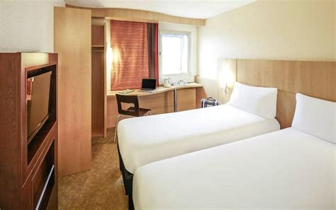 Ibis London Heathrow Airport, London | Book on TravelStay.com