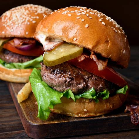 Comparing Plant-Based Burgers – Which Smells the Most Like Real Beef?