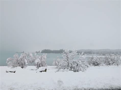 Lake Tekapo, New Zealand June 1 : r/winterporn