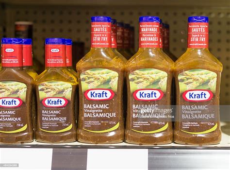 Kraft Balsamic Vinagrette Dressing In Shelves Kraft Foods Group Photo Dactualité Getty