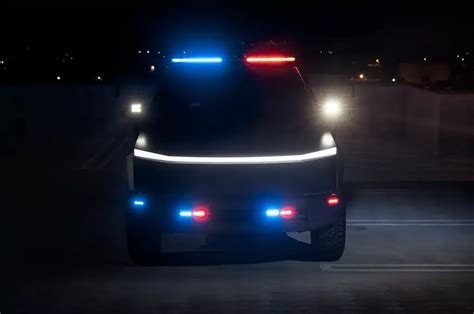 Tesla Cybertruck turned into a seriously cool police cruiser