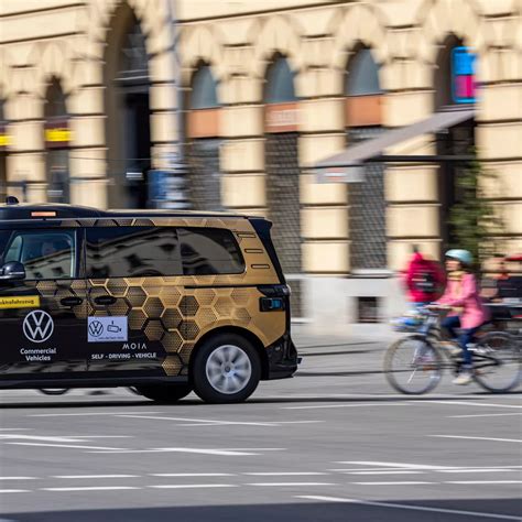 Autonomes Fahren Mit Dem ID BUZZ VW Nutzfahrzeuge