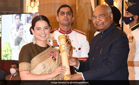 Kangana Ranaut Adnan Sami Receive Their Padma Shri Awards