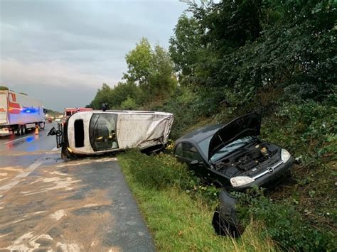 Feuerwehr Gladbeck Einsatzreicher Abend Nach Verkehrsunfall Auf Der A2