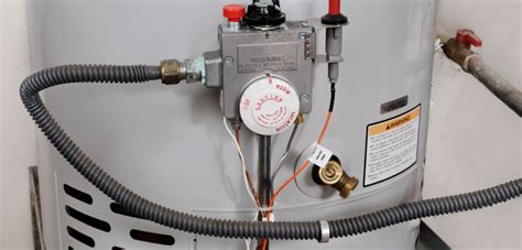 6 Signs Of Hot Water Heater Failure Worry Free Plumbing Heating Experts