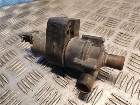 MERCEDES BENZ W163 ML 320 Circulation Eau Moteur Pompe 0018356064 3 20