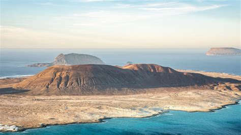 La Isla ‘escondida De Canarias Playas Vírgenes Volcanes Y Rutas A