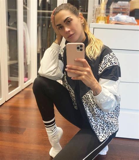 Melissa Satta Nude Model With Tattooed Feet Photos Video The Fappening