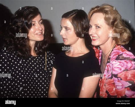 Ingrid & Isabella Rossellini Pia Lindstrom 2006 Photo By Adam Scull ...