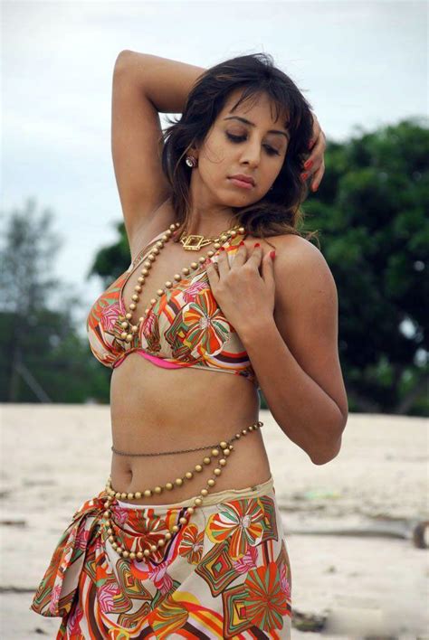 Actress Sanjana Hot And Sexy Clicks