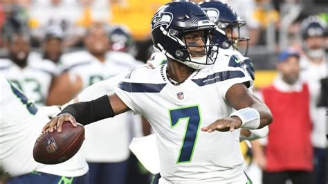 Analysis Grades Bold Predictions For Seahawks Offensive Positional