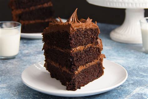 Easy Homemade Triple Chocolate Cake Recipe