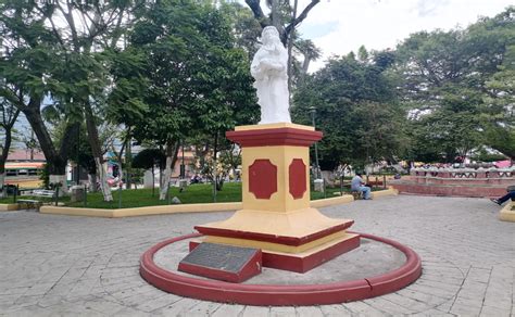 Monumento A La Madre Sic