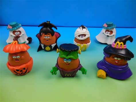 Halloween Chicken McNuggets : r/nostalgia