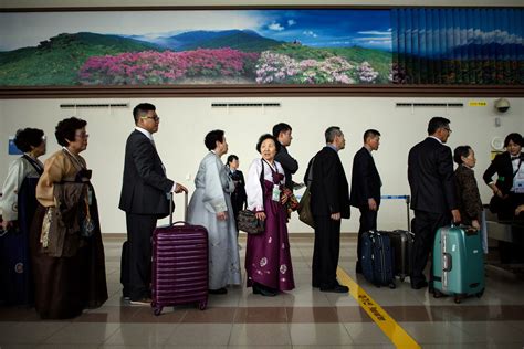 South And North Korean Families Separated By War 65 Years Ago Reunite