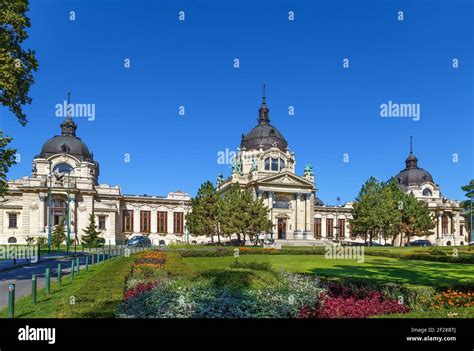 Szechenyi thermal bath, Budapest, Hungary Stock Photo - Alamy