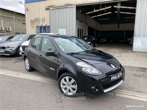 Renault Clio III 2 1 2 Tce 100 XV De France 5P Occasion Essence