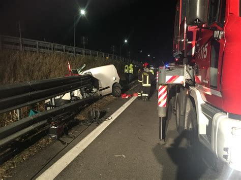 Teramo Mare Incidente Mortale Muore Un Ragazzo Foto Abruzzo Cityrumors