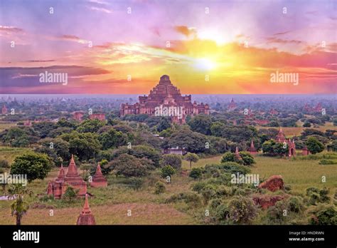ancient pagodas   landscape  bagan  myanmar  sunrise