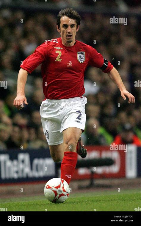 Gary Neville England Manchester United Fc Anfield Liverpool England