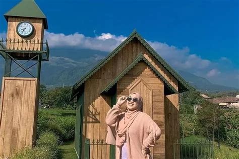 Tempat Wisata Di Trawas Yang Lagi Viral Spot Foto Ala Cafe Eropa Dan