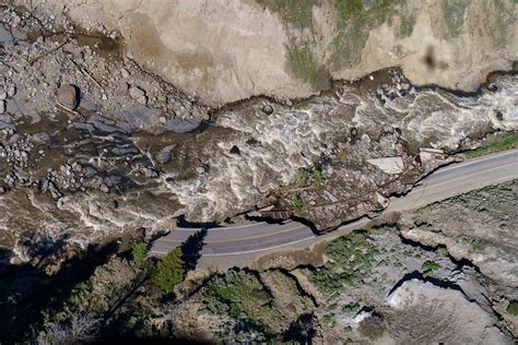 Yellowstone National Parks Old Faithful Area Could Reopen Next Week