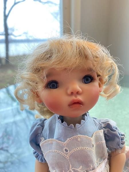 Clarissa Wig Light Peach Blonde Size 8 9 Doll Peddlar