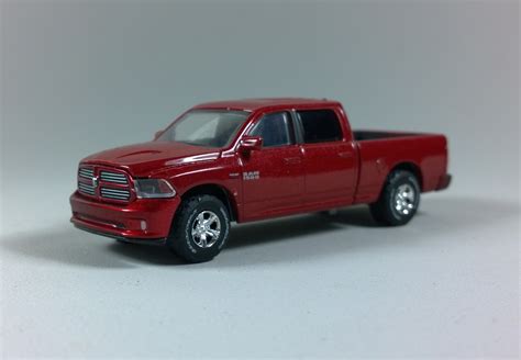 Sixty Four Ever Diecast 2014 Dodge Ram 1500 Sport By Greenlight