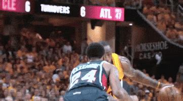 Lebron James Dunk GIFs - Find & Share on GIPHY