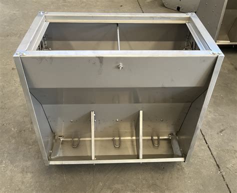 Pig Stainless Steel Feeder With Feed Adjustable Facility Pig Farming