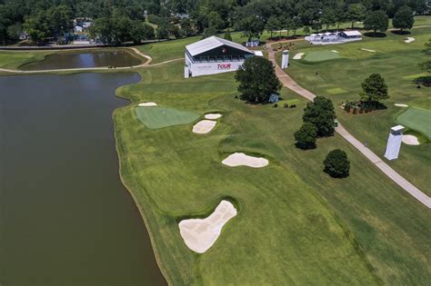 The week after the TOUR Championship, one of golf’s hottest architects