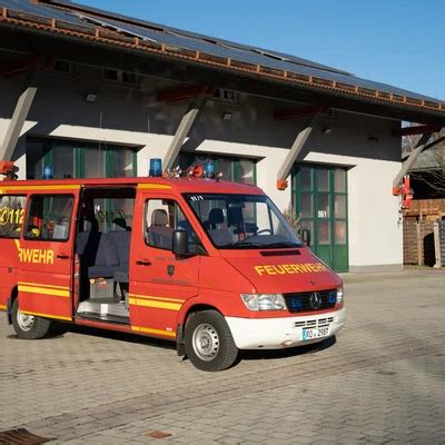 Fahrzeuge Freiwillige Feuerwehr Gro Karolinenfeld E V