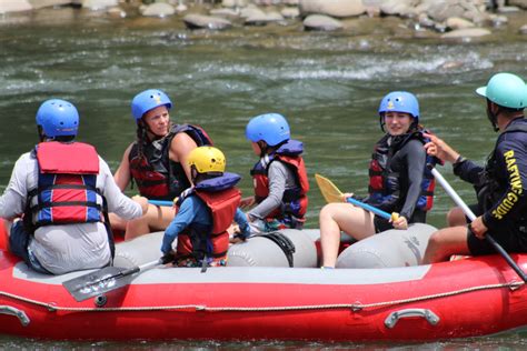 Class Ii Rafting On Sarapiquí River La Linda Section Sarapiquí Adventures Costa Rica